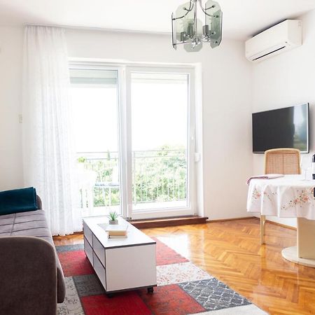 Apartment Centener Rovigno Esterno foto