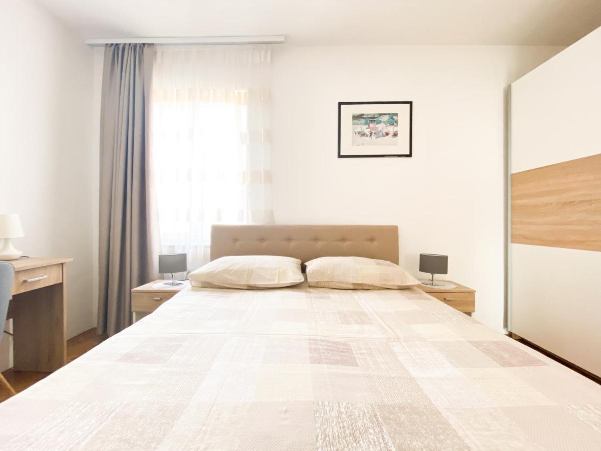 Apartment Centener Rovigno Esterno foto