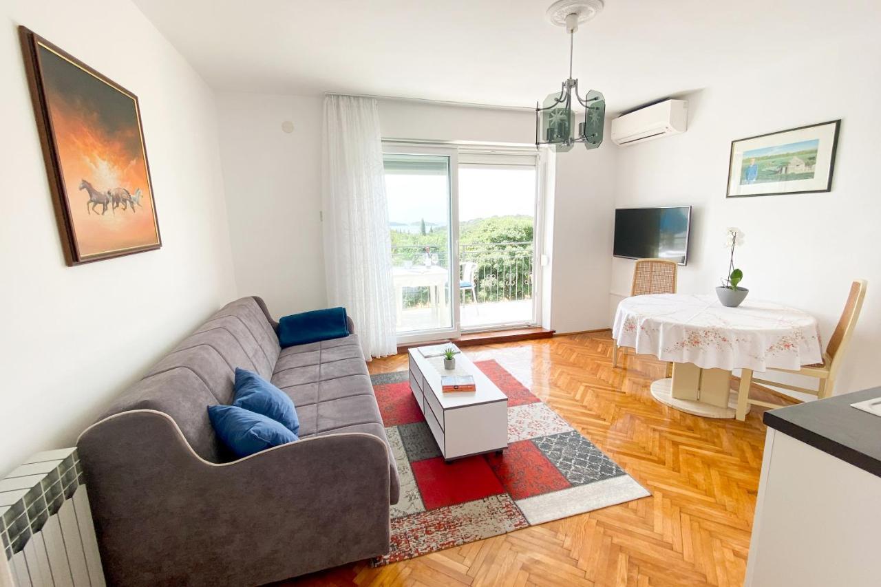 Apartment Centener Rovigno Esterno foto