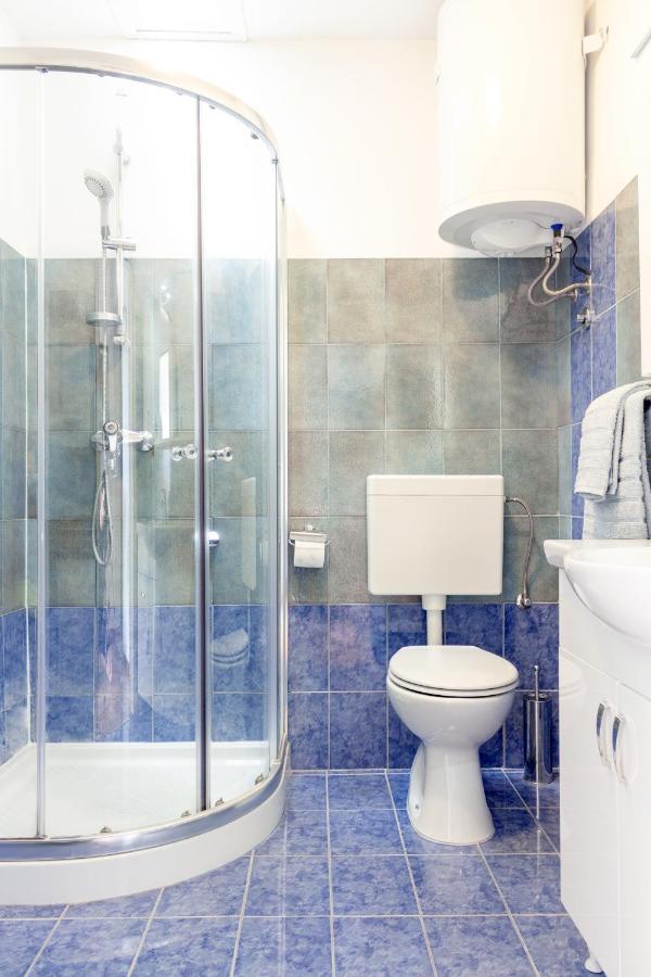 Apartment Centener Rovigno Esterno foto