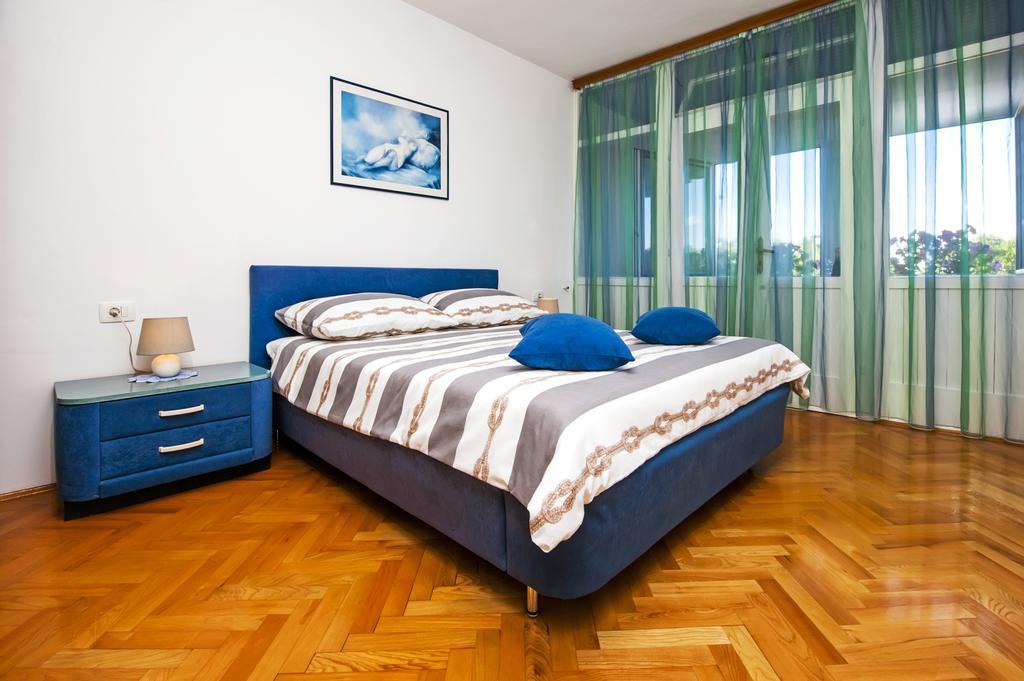 Apartment Centener Rovigno Esterno foto